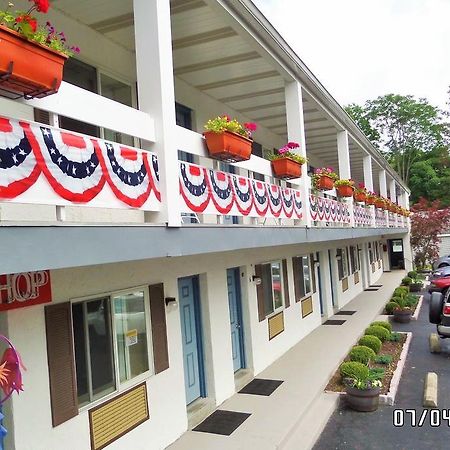 Roosevelt Inn Hyde Park Bagian luar foto