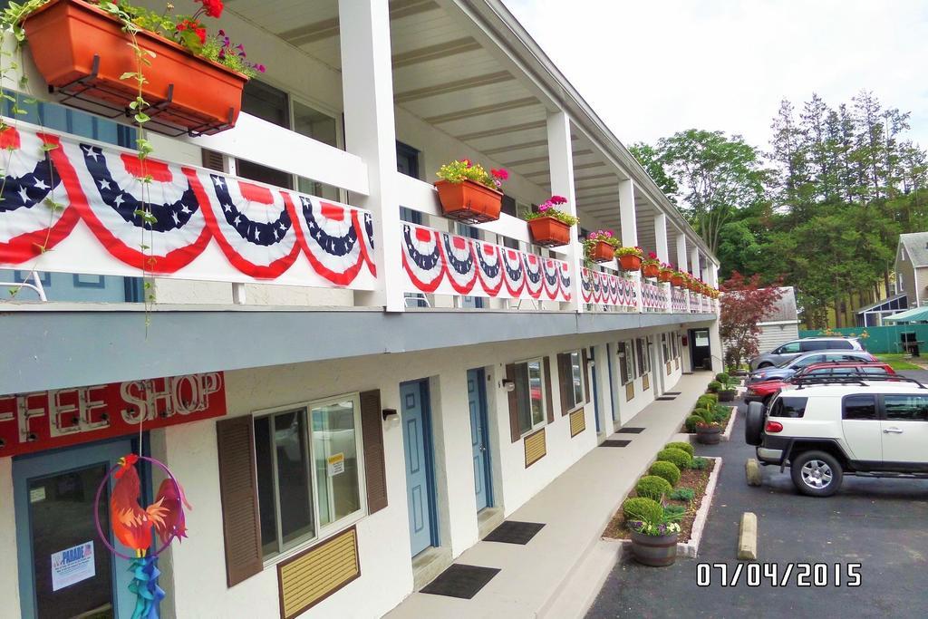 Roosevelt Inn Hyde Park Bagian luar foto